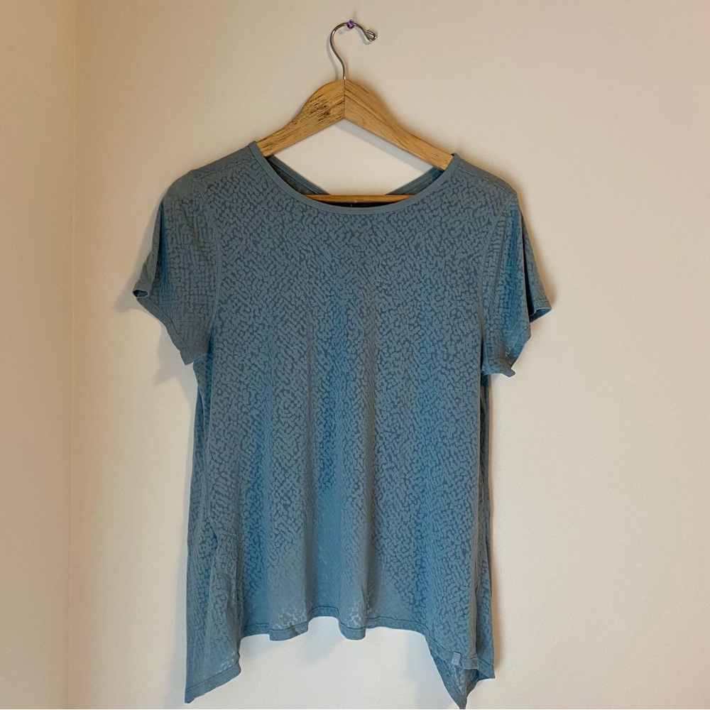 Lululemon Loop Around Tee Color: Blue Fog - image 8